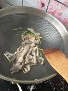 Make Pumpkin fried eggs step 11
