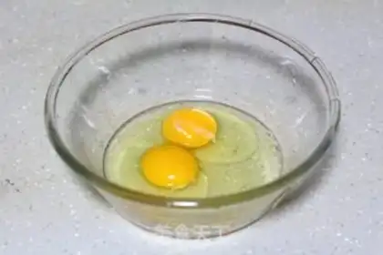 Make Carrot omelet step 1
