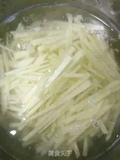 Make Fried potatoes step 1