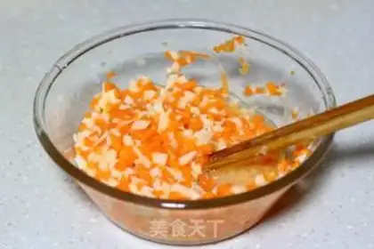 Make Carrot omelet step 4