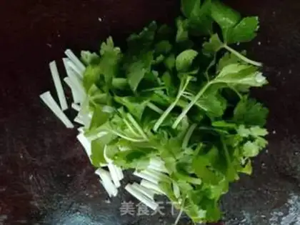 Make Celery lilies step 4