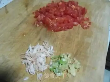 Make Tomato shrimp egg noodles step 0