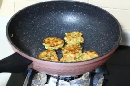 Make Soy shrimp melons step 1