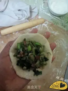 Make A flower bun step 7