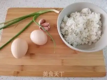 Make Egg fried rice step 0