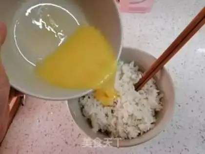 Make Egg fried rice step 2