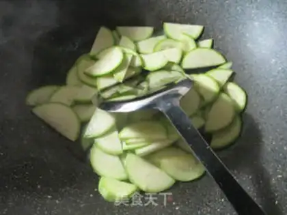 Make Elbow and ham are fried step 4