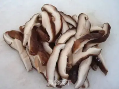 Make Big cabbage fried mushrooms step 2