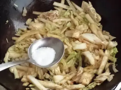 Make Big cabbage fried mushrooms step 5