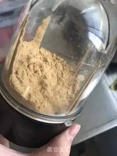 Make Homemade calcium shrimp leather powder step 6