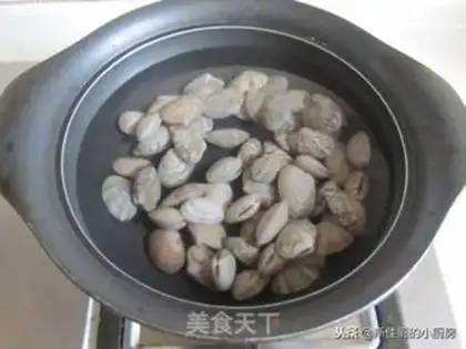 Make Toad tofu soup step 1
