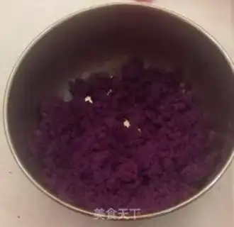 Make Potato mousse cake step 3