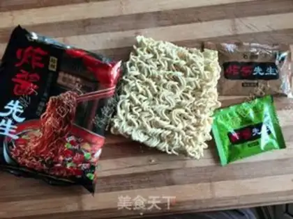 Make Chicken wing noodles step 0