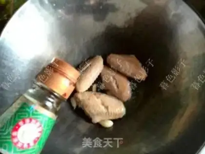 Make Chicken wing noodles step 2