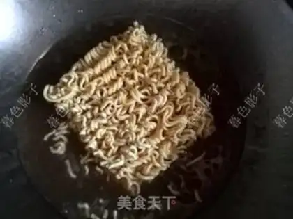 Make Chicken wing noodles step 5