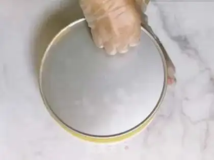 Make Gradual Color Float Cake step 4
