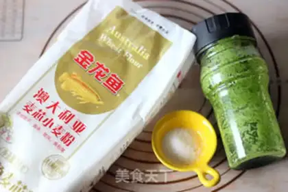 Make Scrambled spinach hands step 3
