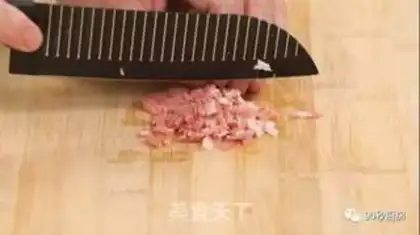 Make Chest-breathing potato balls step 1