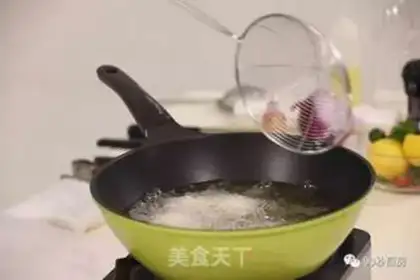 Make Chest-breathing potato balls step 6