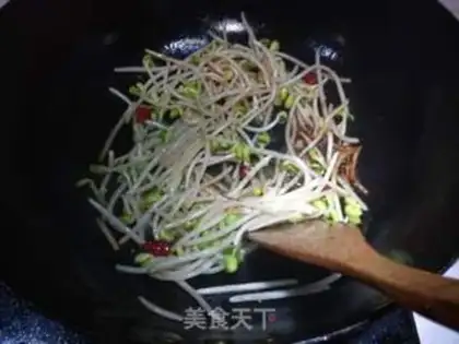 Make A soybean sprouts fan step 5