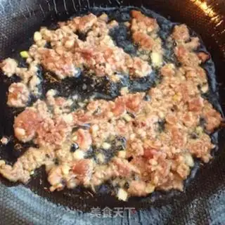 Make Garlic pork and eggplant step 3