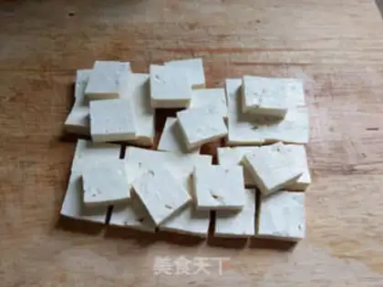 Make Pelican sauce and tofu step 0