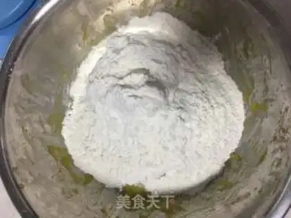 Make Pumpkin rose buns step 3