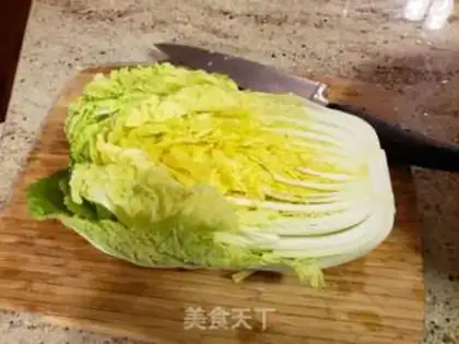 Make Korean pork bone soup step 1