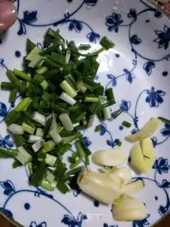 Make Seafood mushroom onions step 0