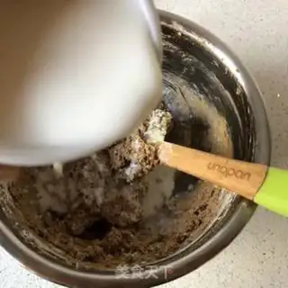 Make Blueberry cheesemuff cake step 8