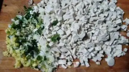 Make radish tofu rolls step 3