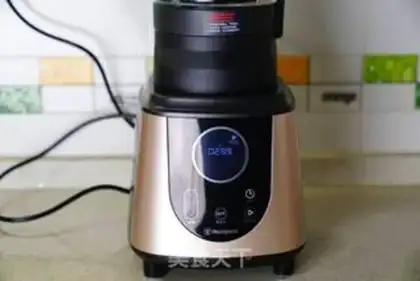 Make Ice cream and silver pear step 3