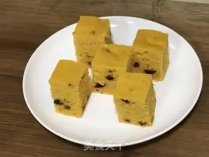 Make Pumpkin with red dates step 0