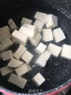 Make Tofu soup step 1
