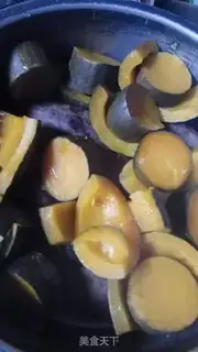 Make Potato pumpkin roll step 1