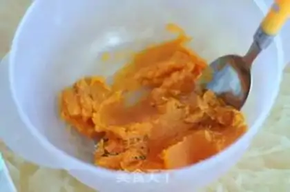 Make Red potato yolks step 1