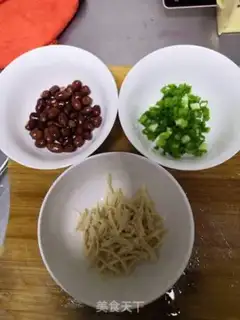 Make Spicy chicken noodle step 3