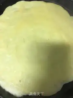 Make Sausage egg rolls step 5