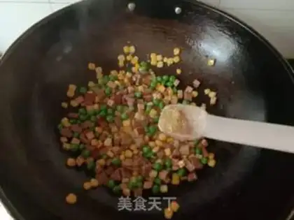 Make Corn green bean eggs, fried meat step 11