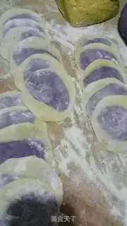 Make Colored roses step 10