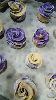 Make Colored roses step 13