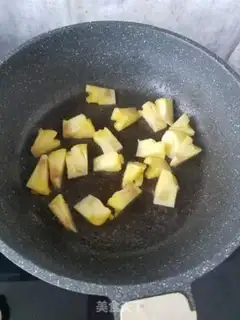 Make Pineapple, old tofu step 2