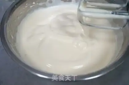 Make All the sponge sesame cake step 2