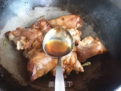 Make Pig hoofs burn potatoes step 6