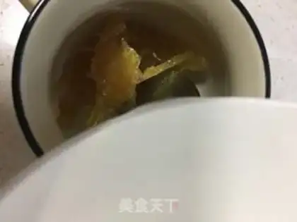 Make Make honey tea step 2