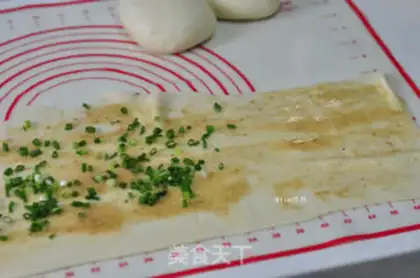 Make Hot onion waffles step 4