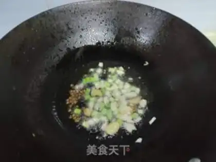 Make Tofu fried celery step 4