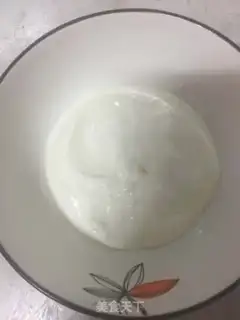 Make Mango honey yogurt step 0