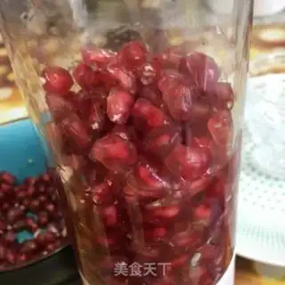 Make Pomegranate juice step 4