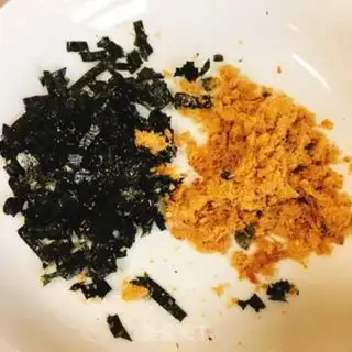 Make Seaweed pine omelet step 0